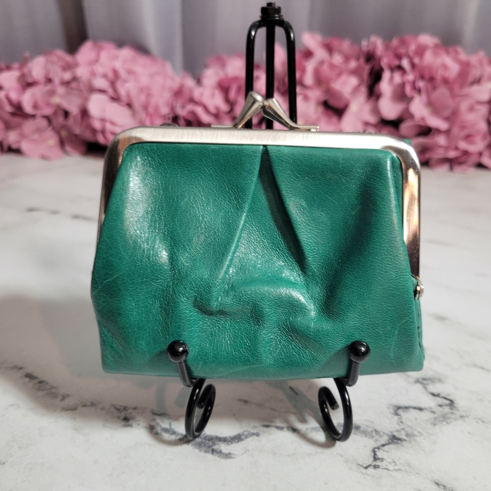HOBO Green/Peacock Small Leather Wallet With Kisslock Pouch